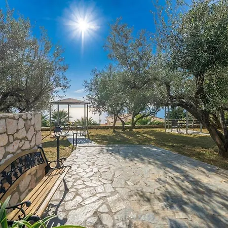 Makis Dream - Artemis Apartment