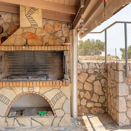 Makis Dream - Artemis